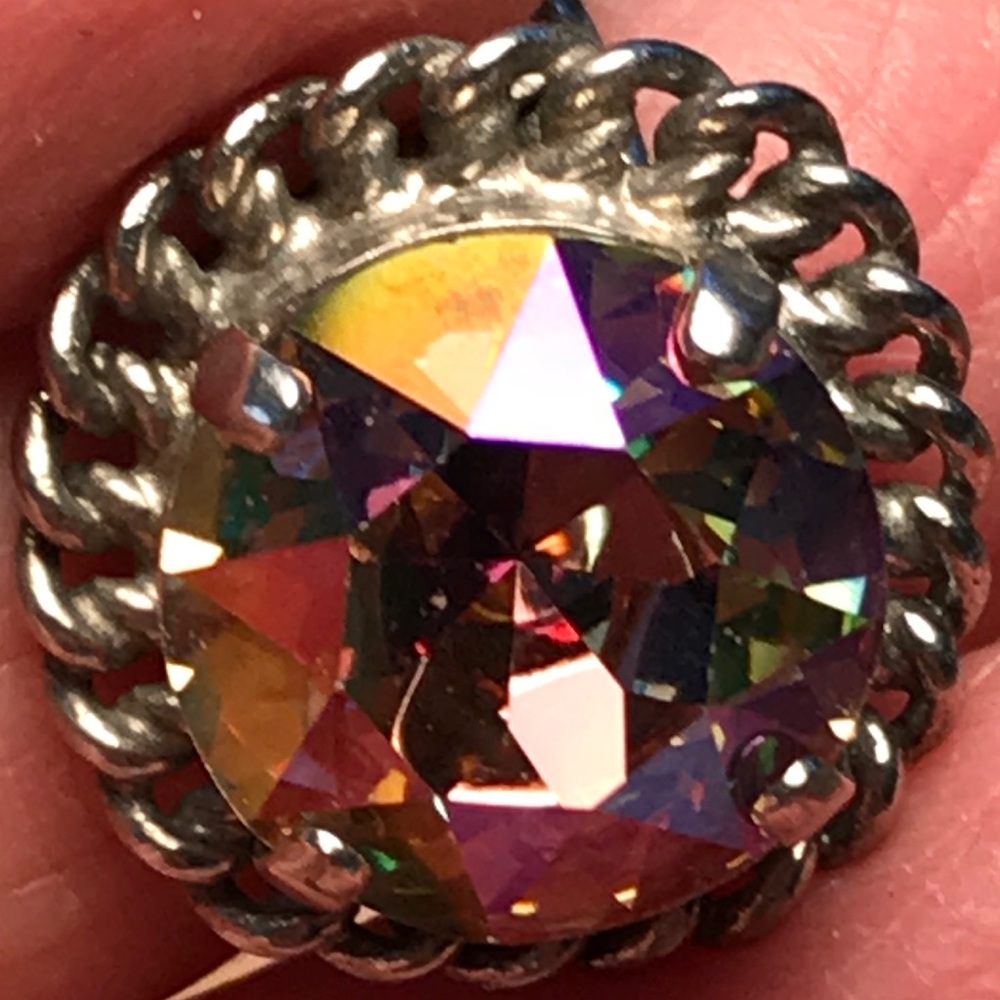 Sorrelli Ring- iridescent and darling!!